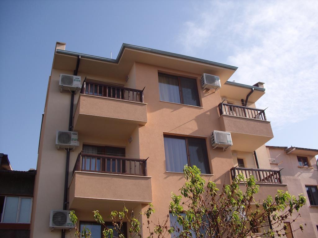 Family Hotel Malibu Tschernomorez Exterior foto