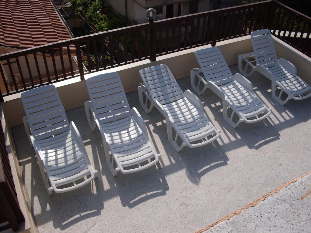 Family Hotel Malibu Tschernomorez Exterior foto